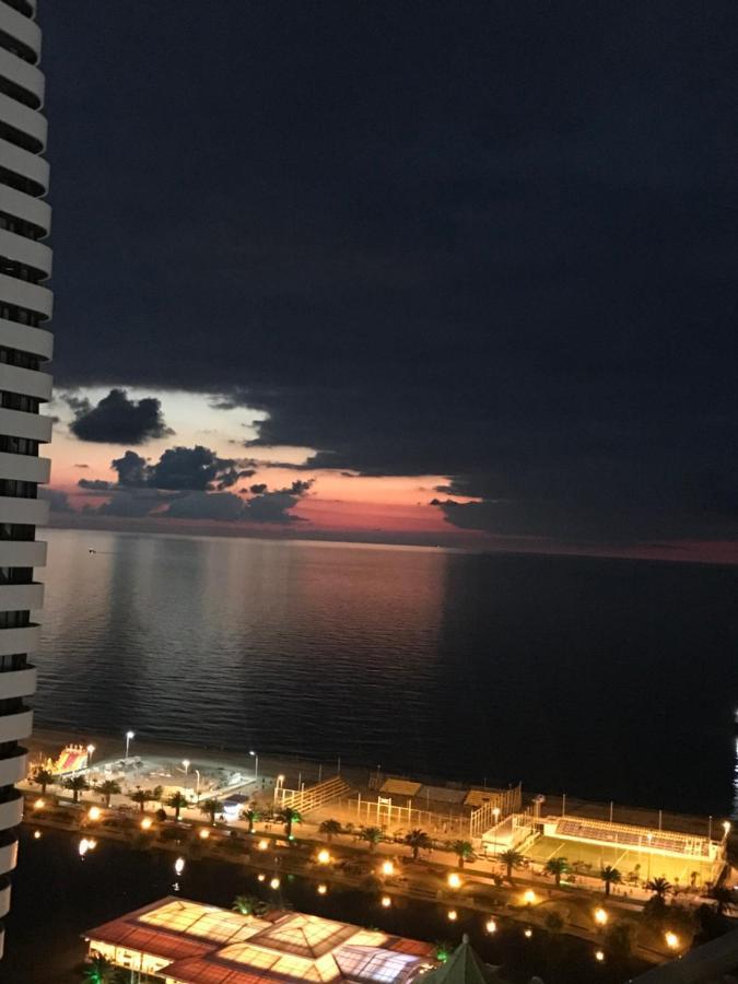Apart Hotel Irida Batumi Exterior foto